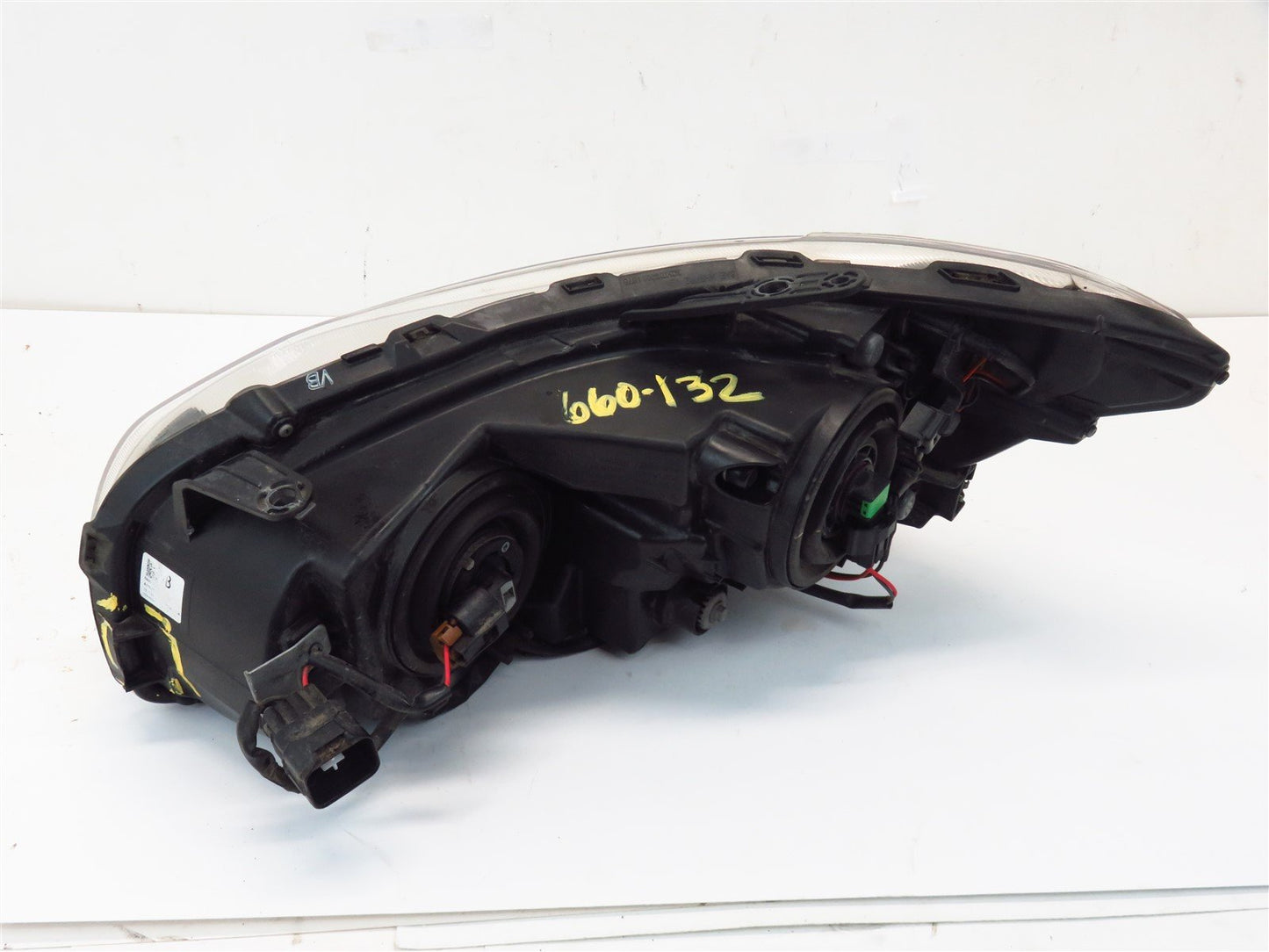 2015-2017 Subaru WRX Passenger Headlight Head Light RH Lamp ALL TABS BROKE 15-17
