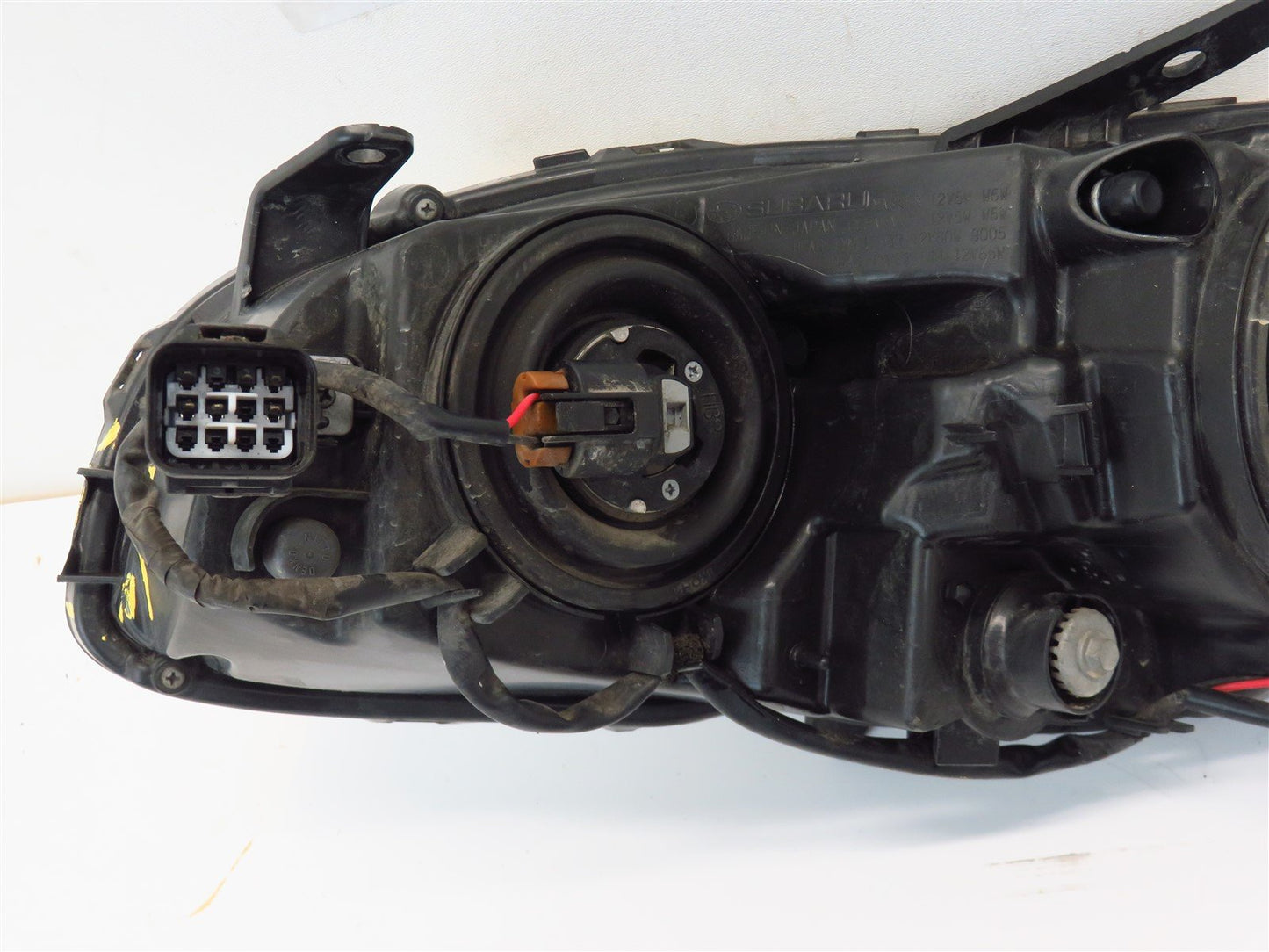 2015-2017 Subaru WRX Passenger Headlight Head Light RH Lamp ALL TABS BROKE 15-17