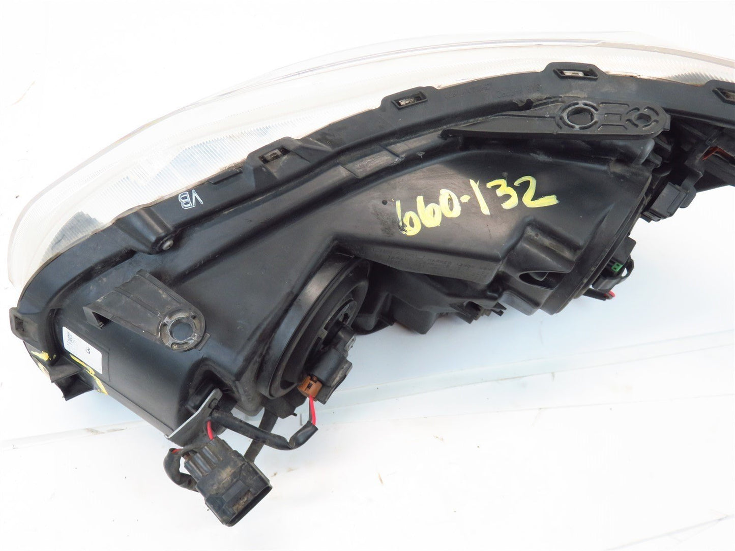 2015-2017 Subaru WRX Passenger Headlight Head Light RH Lamp ALL TABS BROKE 15-17