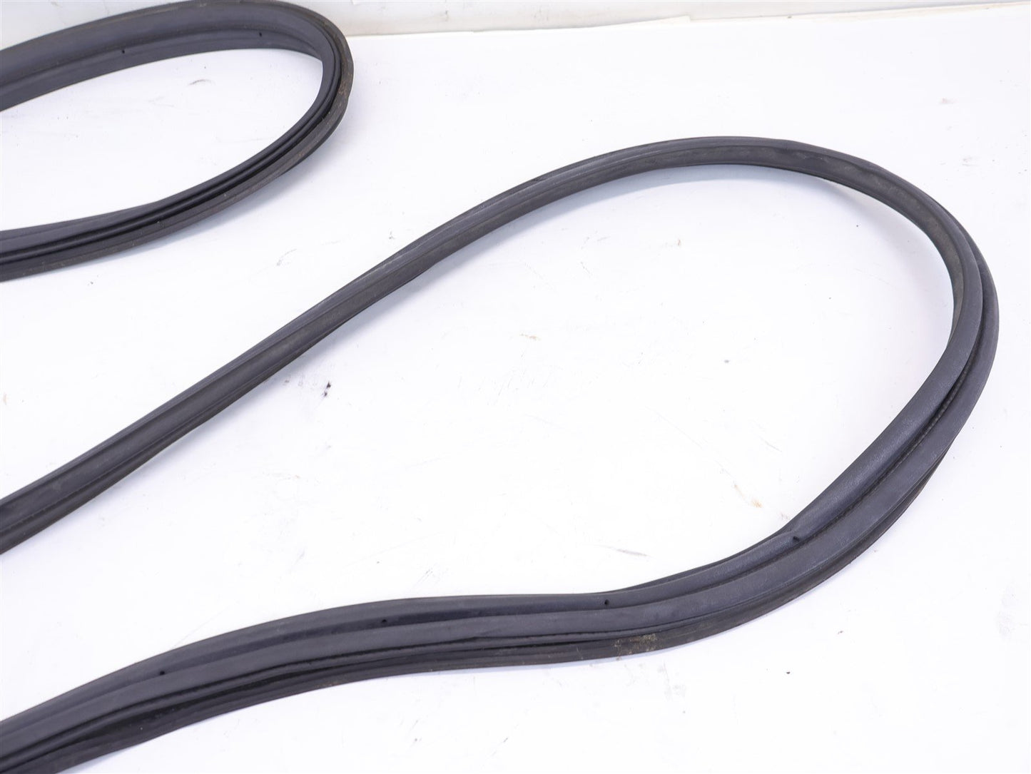 15-19 Subaru WRX Trunk Lid Weather Strip Rubber Seal 2015-2019