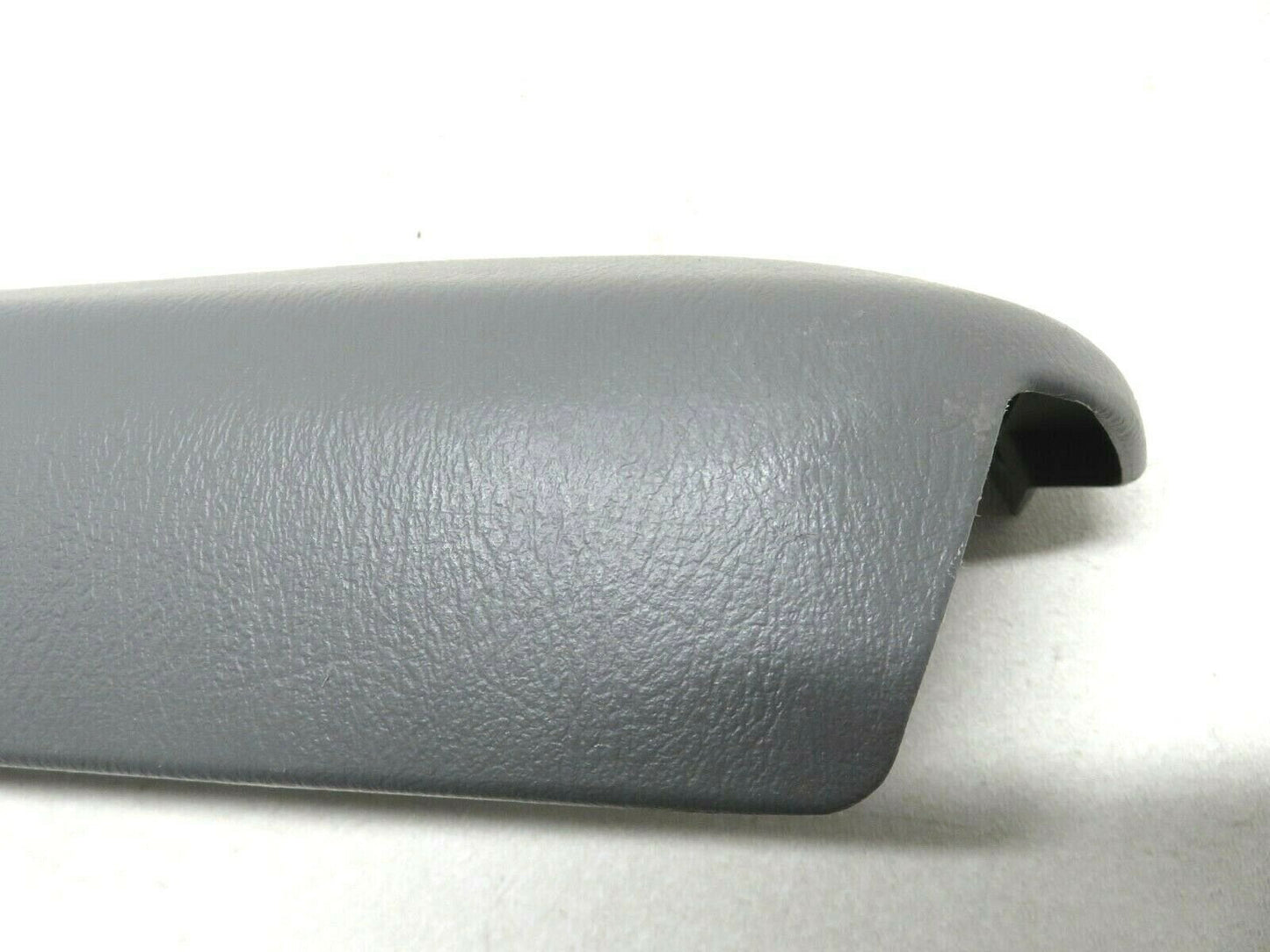 2006-2008 Subaru Forester Passenger Front Seat Trim Lower Panel Cover RH 06-08