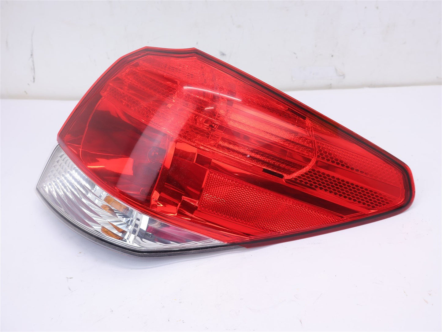 2010-2014 Subaru Outback Passenger Tail Light Quarter Mounted RH Side Rear Wagon