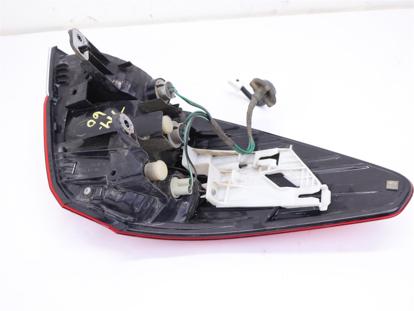 2010-2014 Subaru Outback Passenger Tail Light Quarter Mounted RH Side Rear Wagon