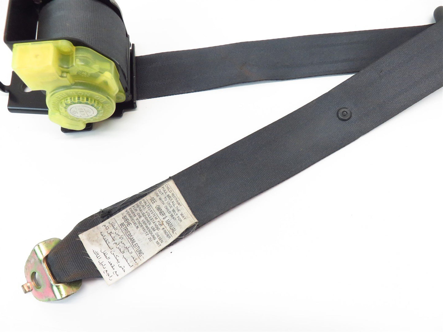 2002-2004 Subaru Impreza WRX STI Center Rear Seat Belt SEDAN OEM 02-07