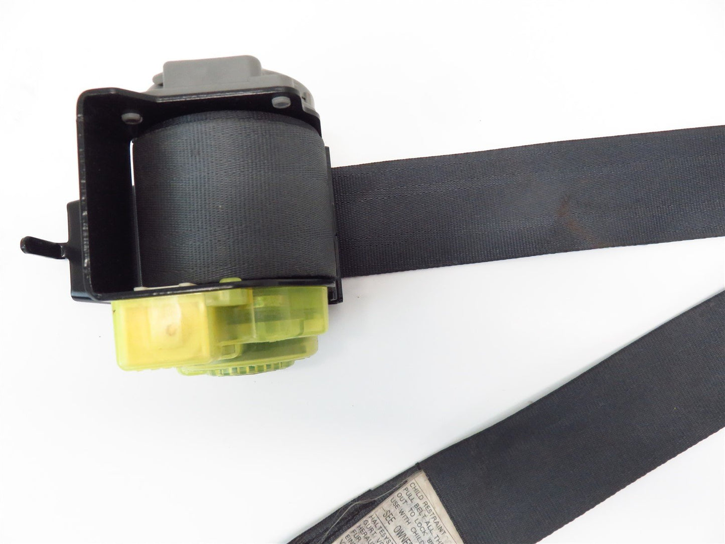 2002-2004 Subaru Impreza WRX STI Center Rear Seat Belt SEDAN OEM 02-07