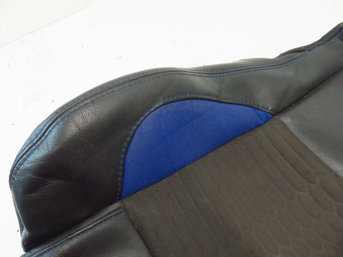 2015-2018 Ford Focus ST Passenger Front Seat Bottom Skin Cover RH Lower 15-18