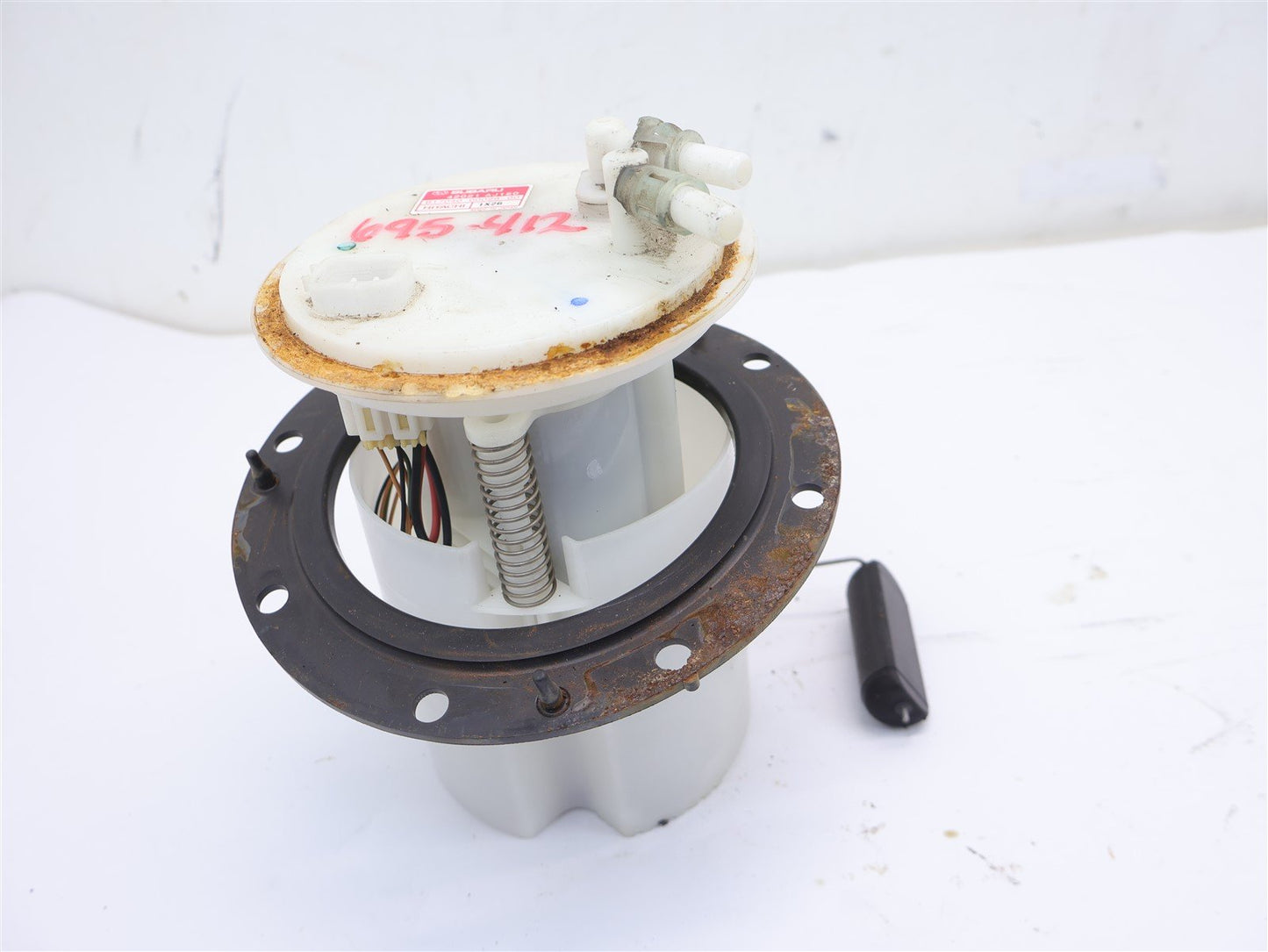 2012 Subaru Legacy & Outback Fuel Pump 42021AJ150 Assembly 2.5L OEM 12 134K