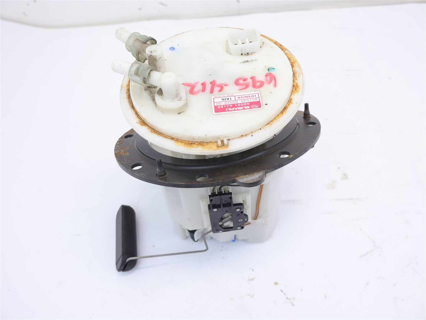 2012 Subaru Legacy & Outback Fuel Pump 42021AJ150 Assembly 2.5L OEM 12 134K