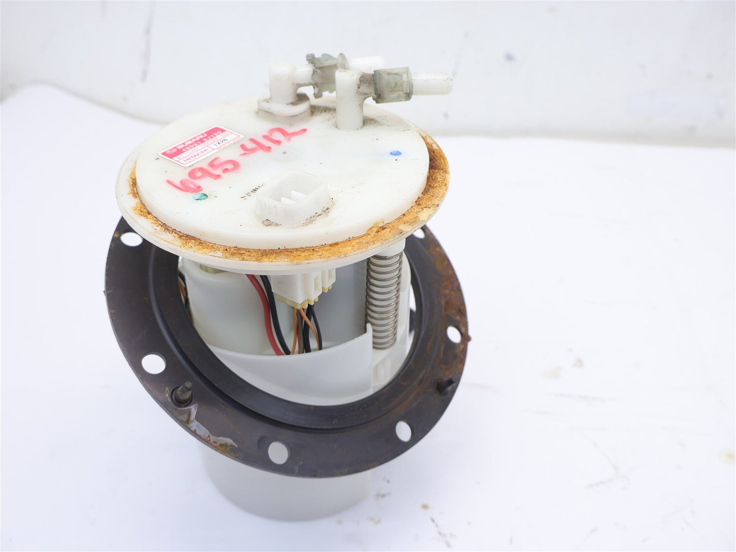 2012 Subaru Legacy & Outback Fuel Pump 42021AJ150 Assembly 2.5L OEM 12 134K