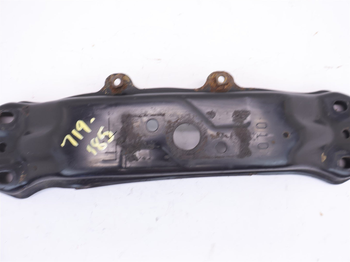 09-13 Subaru Forester Transmission Crossmember AT Automatic Trans Bracket Mount