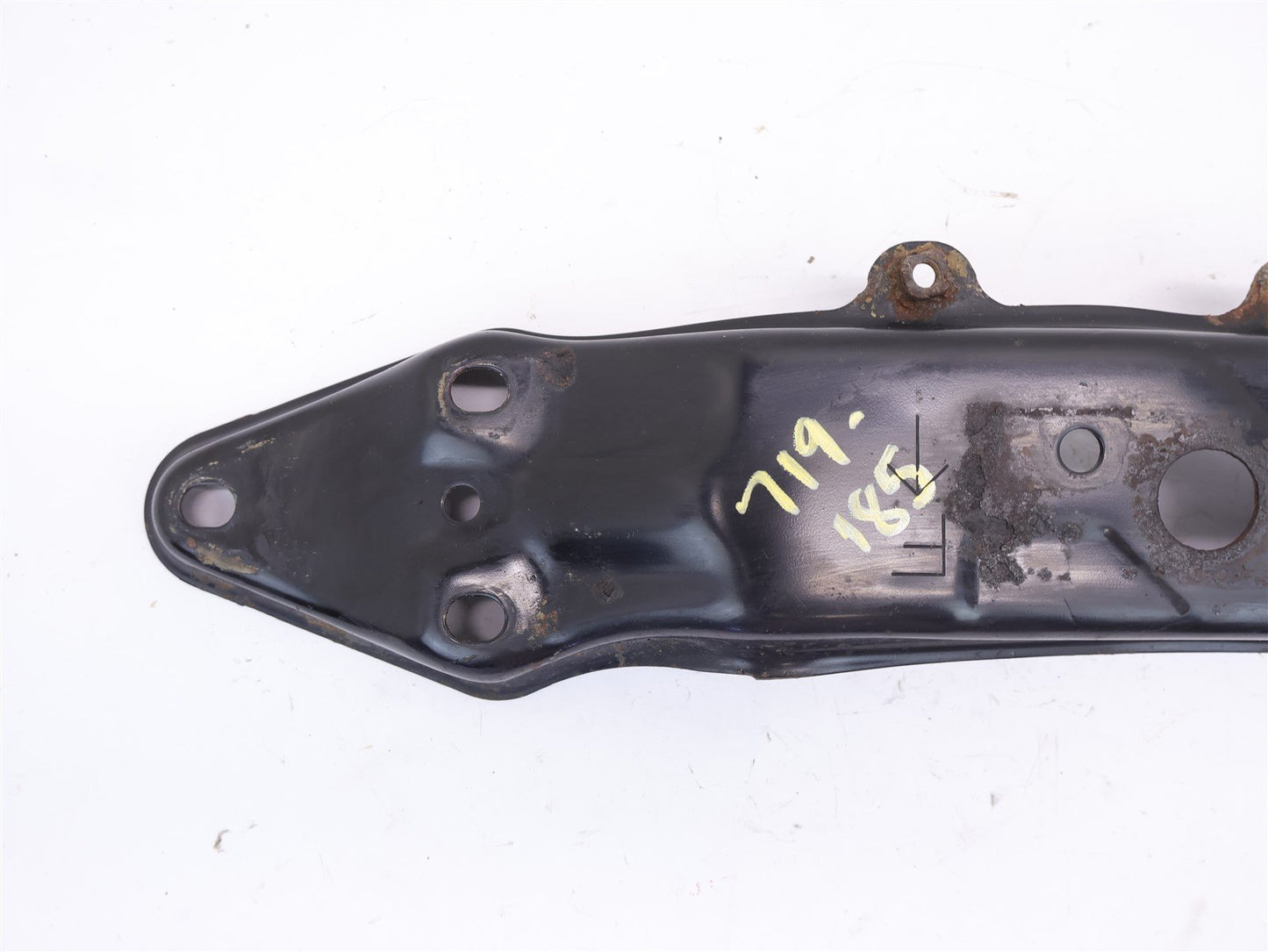 09-13 Subaru Forester Transmission Crossmember AT Automatic Trans Bracket Mount