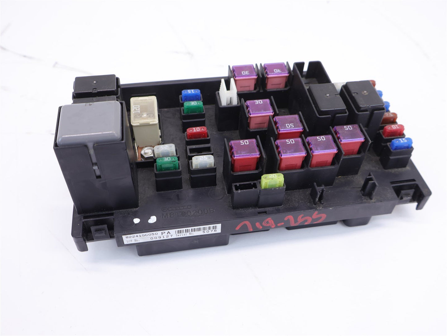 2011-2013 Subaru Forester Engine Bay Fuse Block 82241SC050 Box Panel 11 12 13