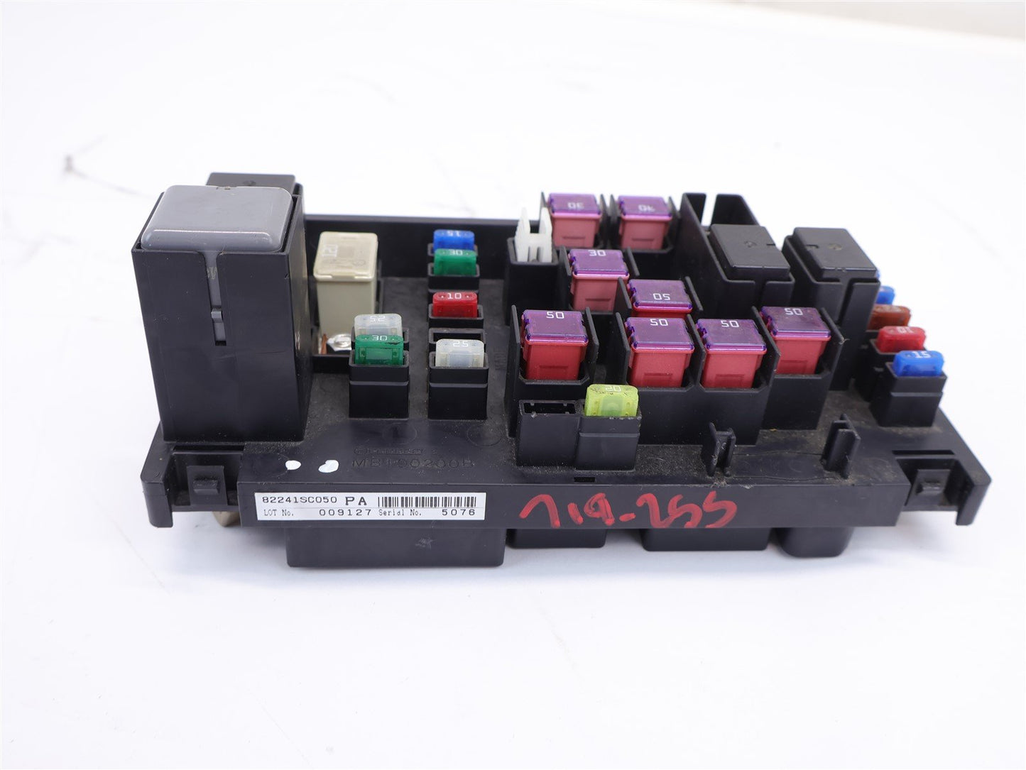 2011-2013 Subaru Forester Engine Bay Fuse Block 82241SC050 Box Panel 11 12 13