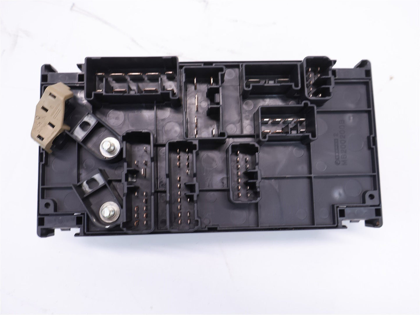 2011-2013 Subaru Forester Engine Bay Fuse Block 82241SC050 Box Panel 11 12 13