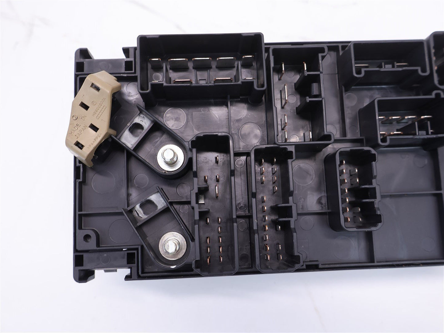 2011-2013 Subaru Forester Engine Bay Fuse Block 82241SC050 Box Panel 11 12 13