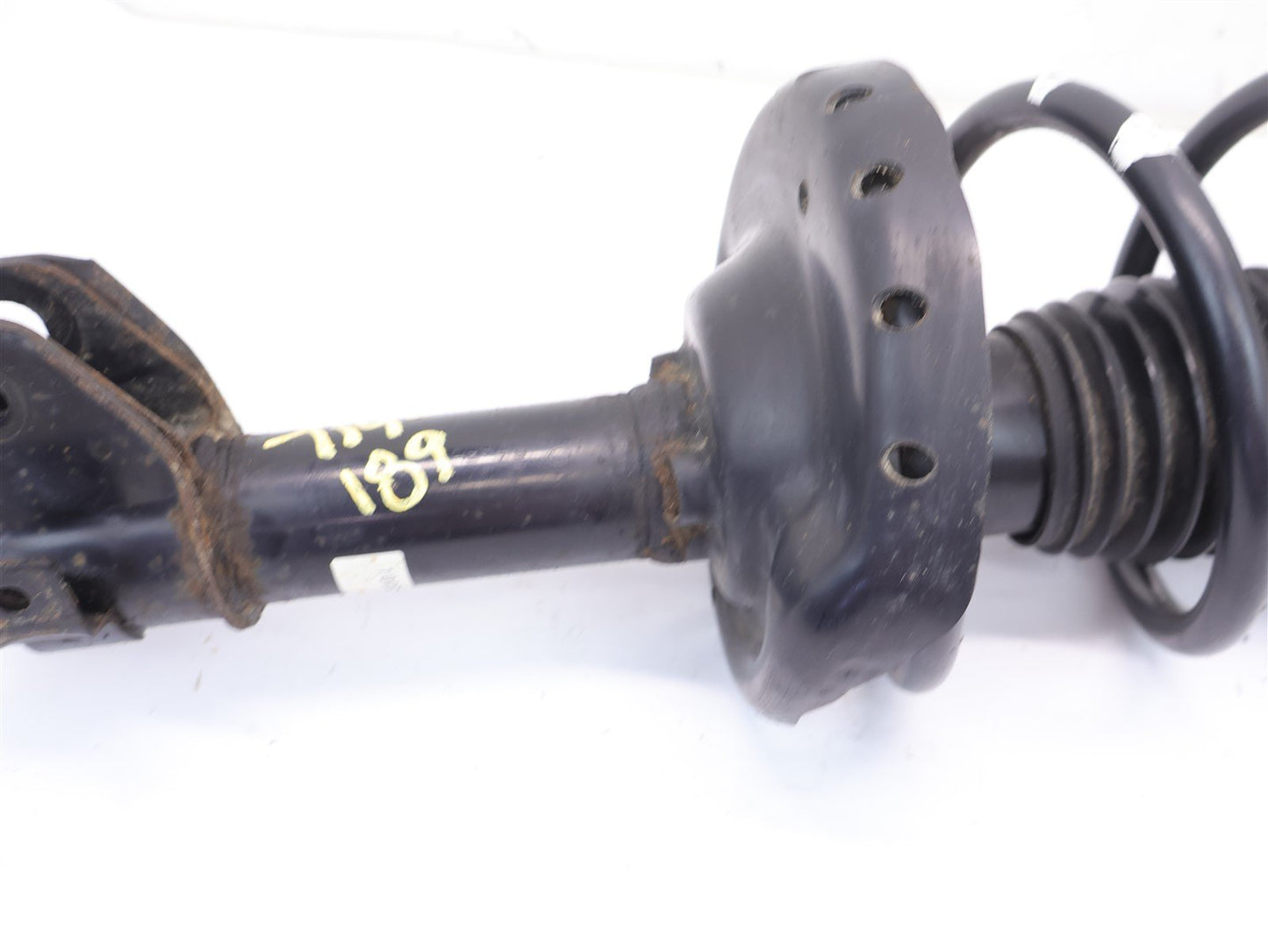 2009-2013 Subaru Forester Passenger Front Strut Shock Assembly 85K RH 09-13