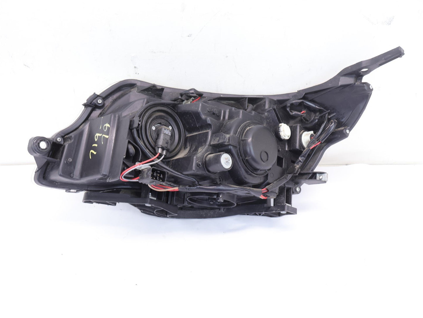 2009-2013 Subaru Forester Passenger Headlight Head Light Lamp RH 09 10 11 12 13
