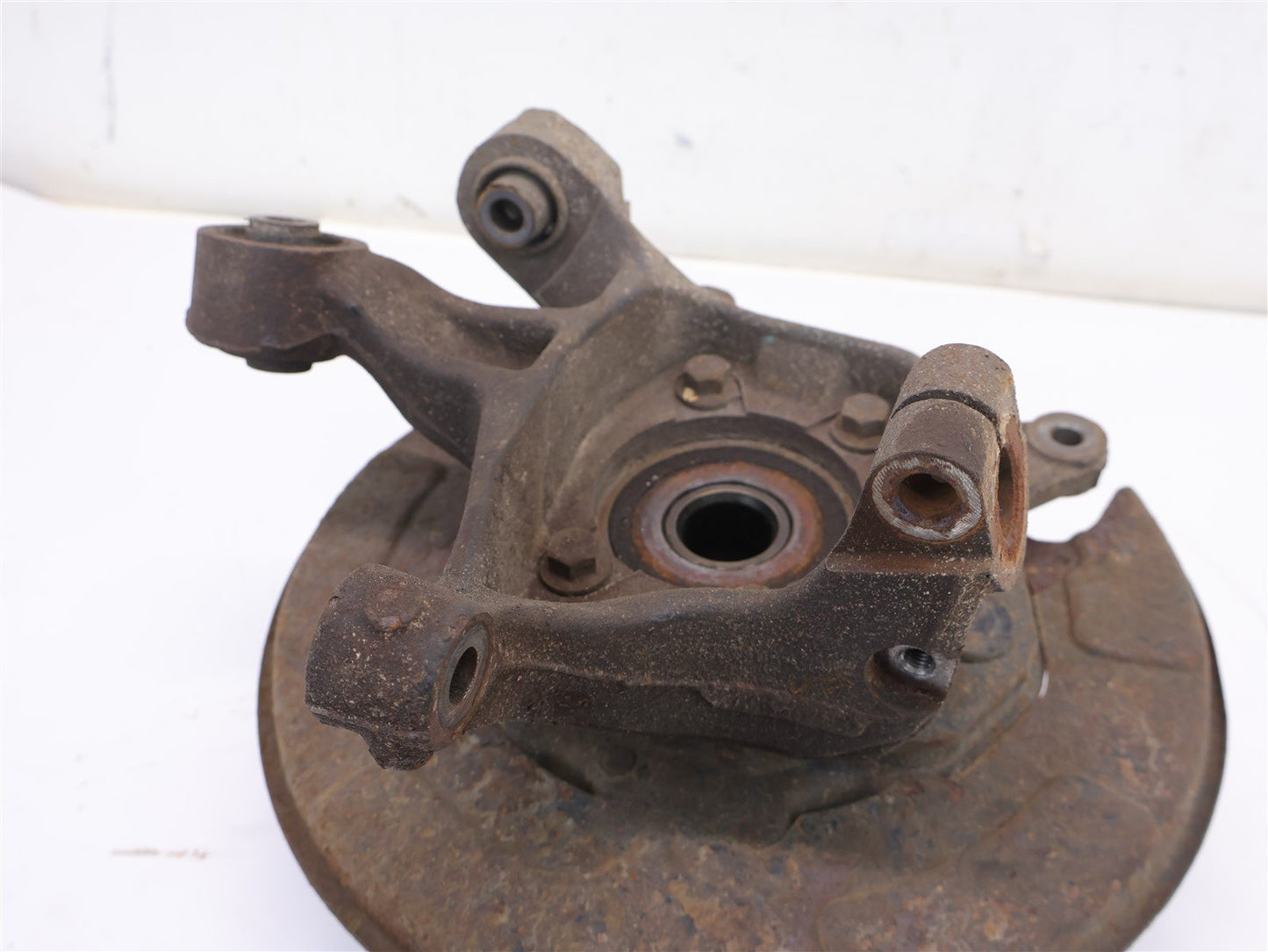 2010-2013 Subaru Forester Driver Rear Spindle Knuckle Wheel LH Left OEM 10-13