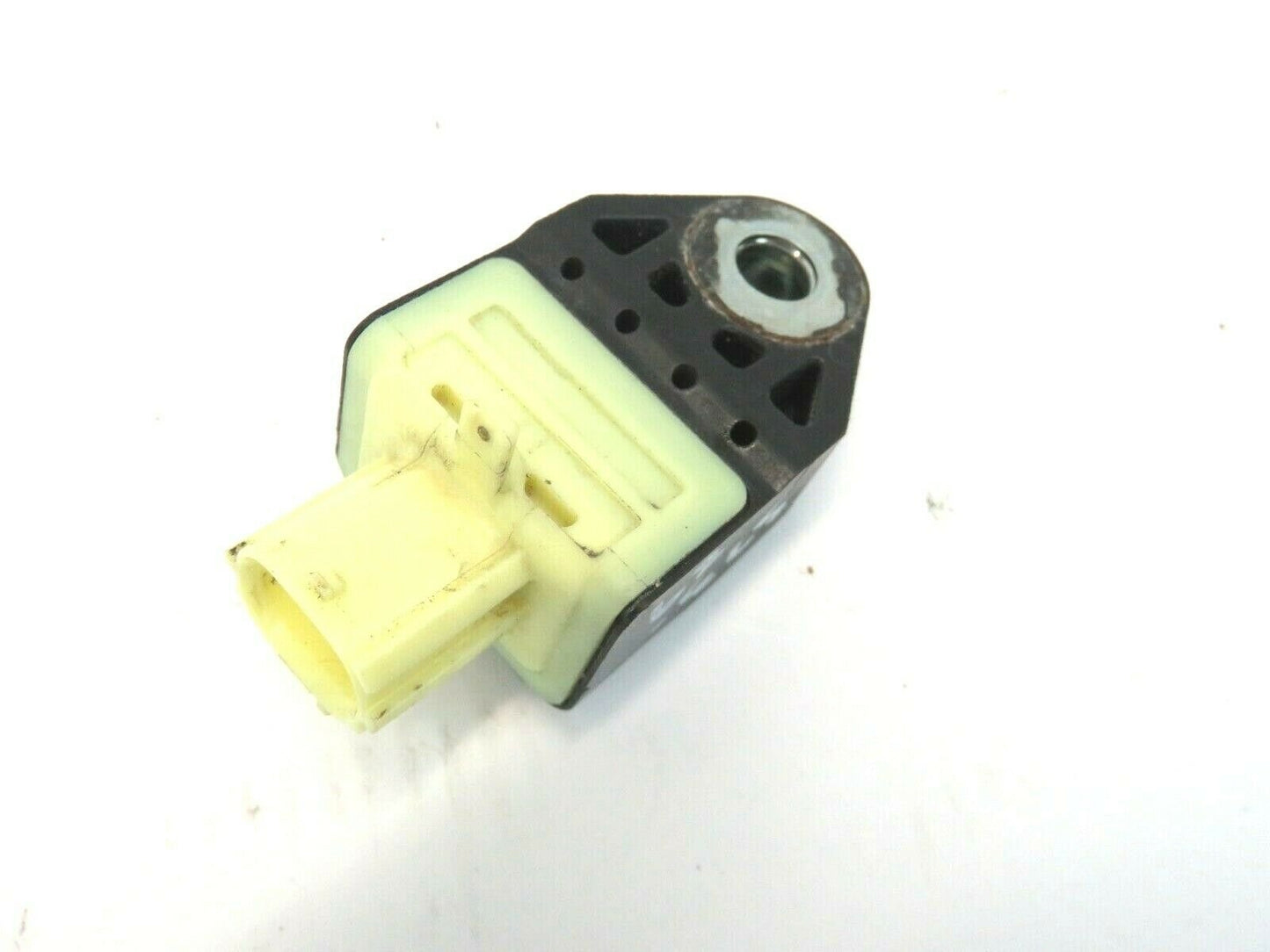 2015-2017 Subaru WRX & STI SRS Crash Impact Sensor 98231SG000 Air Bag 15-17