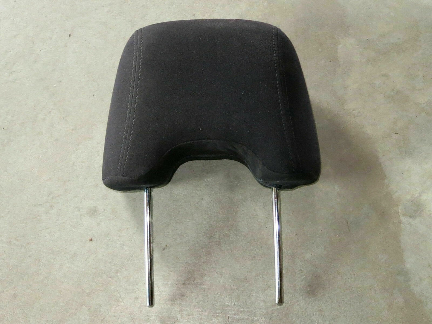 2002-2003 Subaru Impreza WRX Front Seat Headrest Driver or Passenger 02-03 OEM