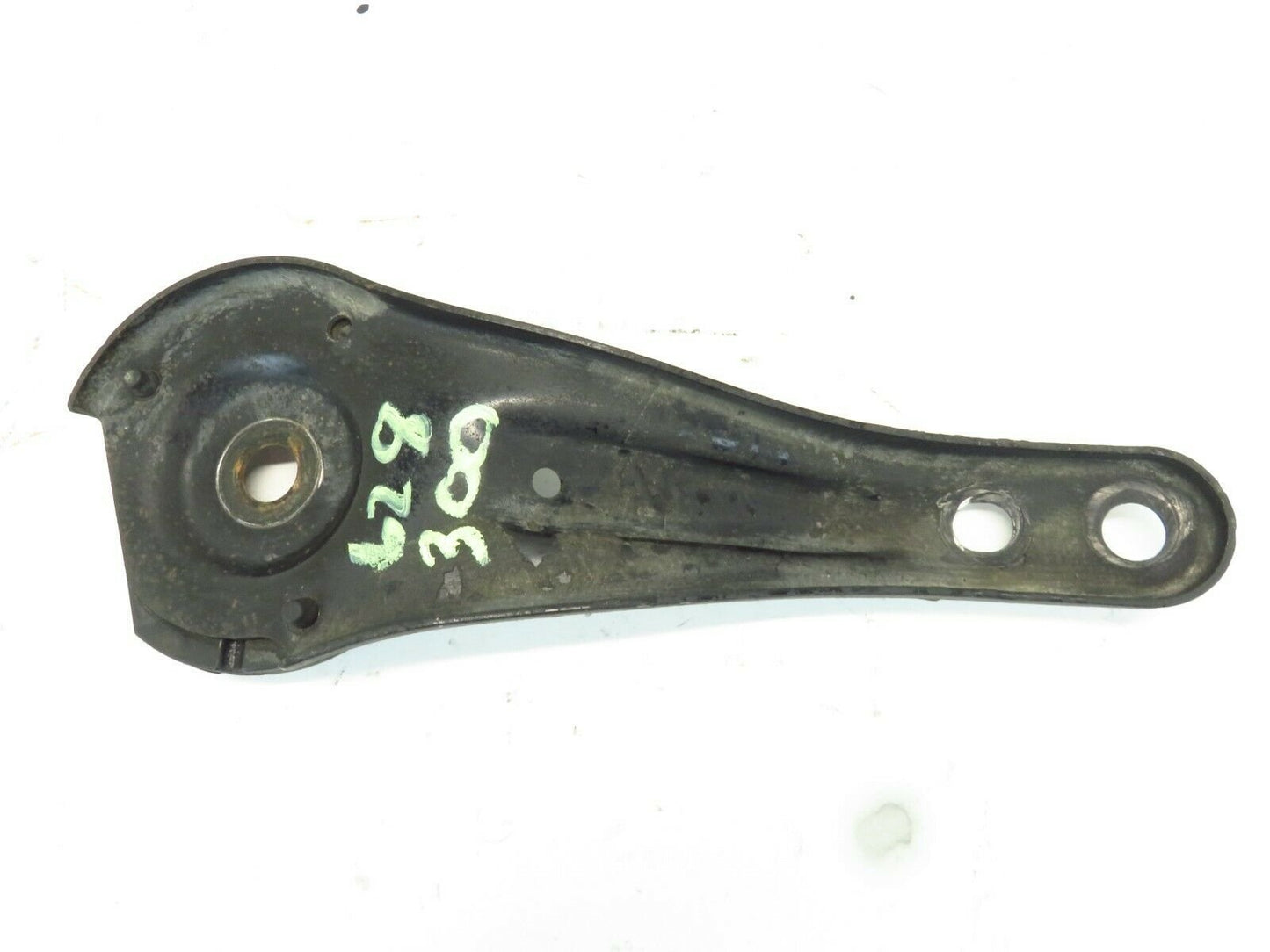 2009-2012 Hyundai Genesis Coupe Passenger Rear Subframe Support Bracket RH OEM