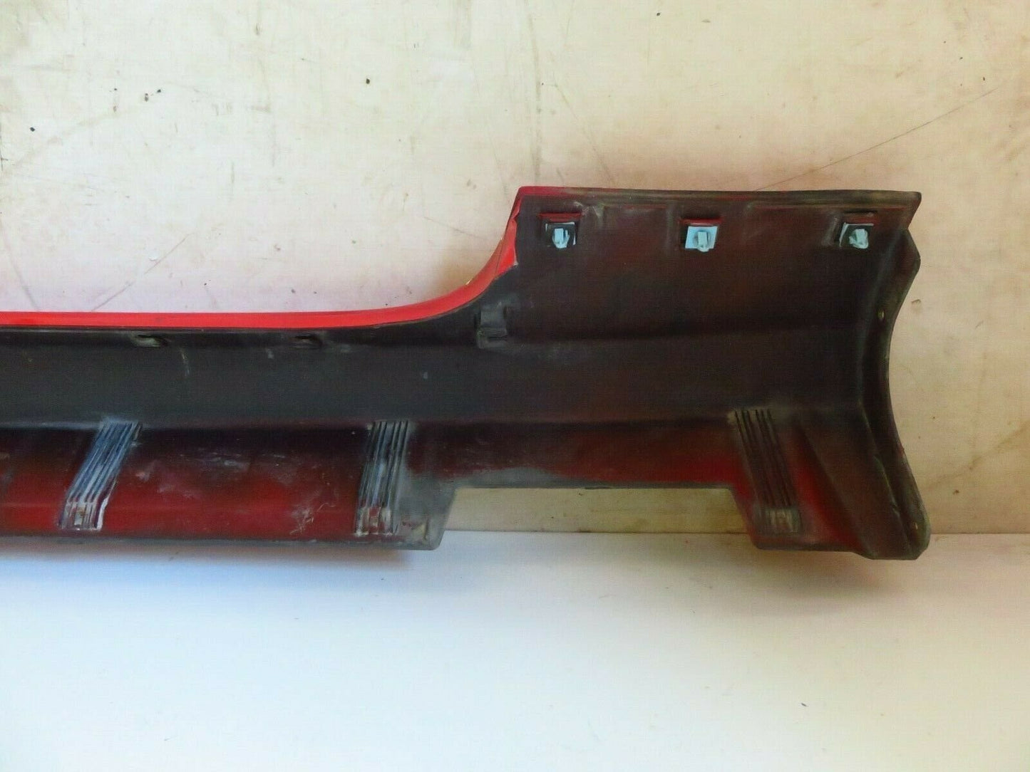 2009-2012 Hyundai Genesis Coupe Driver Bottom Rocker Side Skirt Panel TABS BROKE