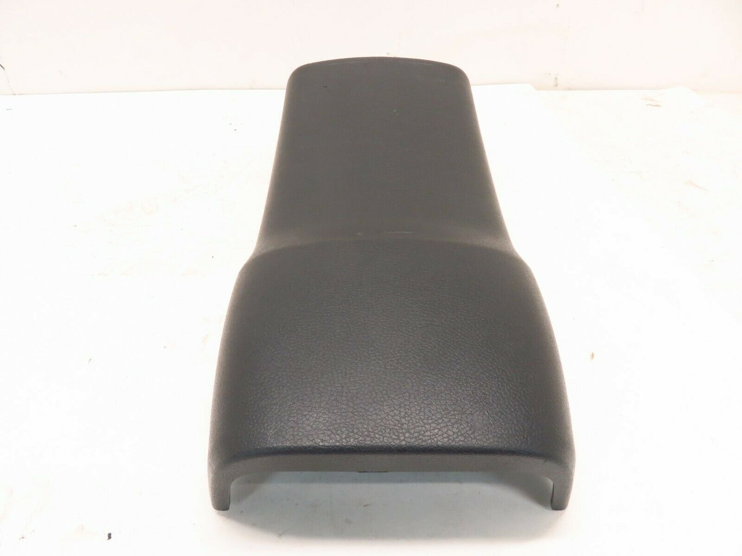 2013 Hyundai Veloster Turbo Center Console Rear Trim 84691-2V000 Cover Panel 13