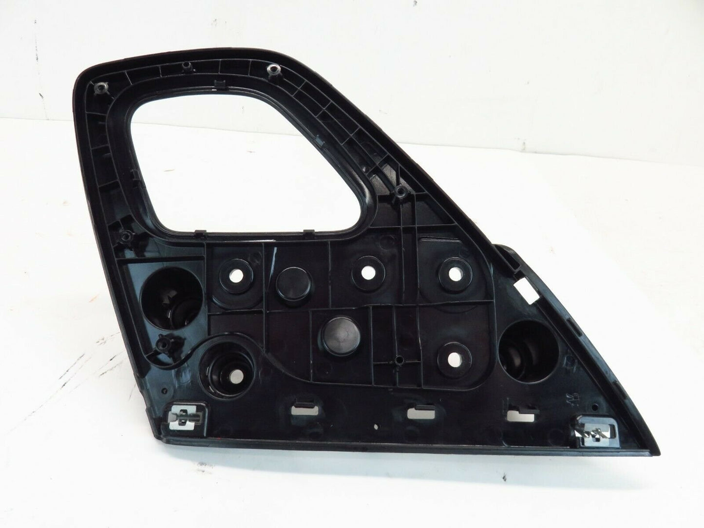 2013-2017 Hyundai Veloster Passenger Front Door Grip Grab Handle Bracket RH OEM