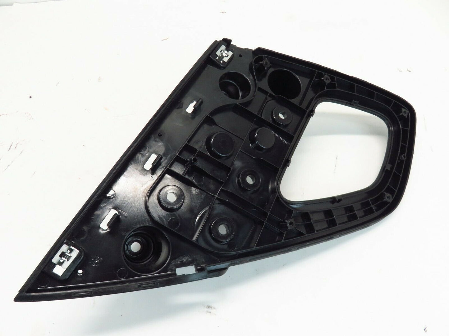 2013-2017 Hyundai Veloster Passenger Front Door Grip Grab Handle Bracket RH OEM