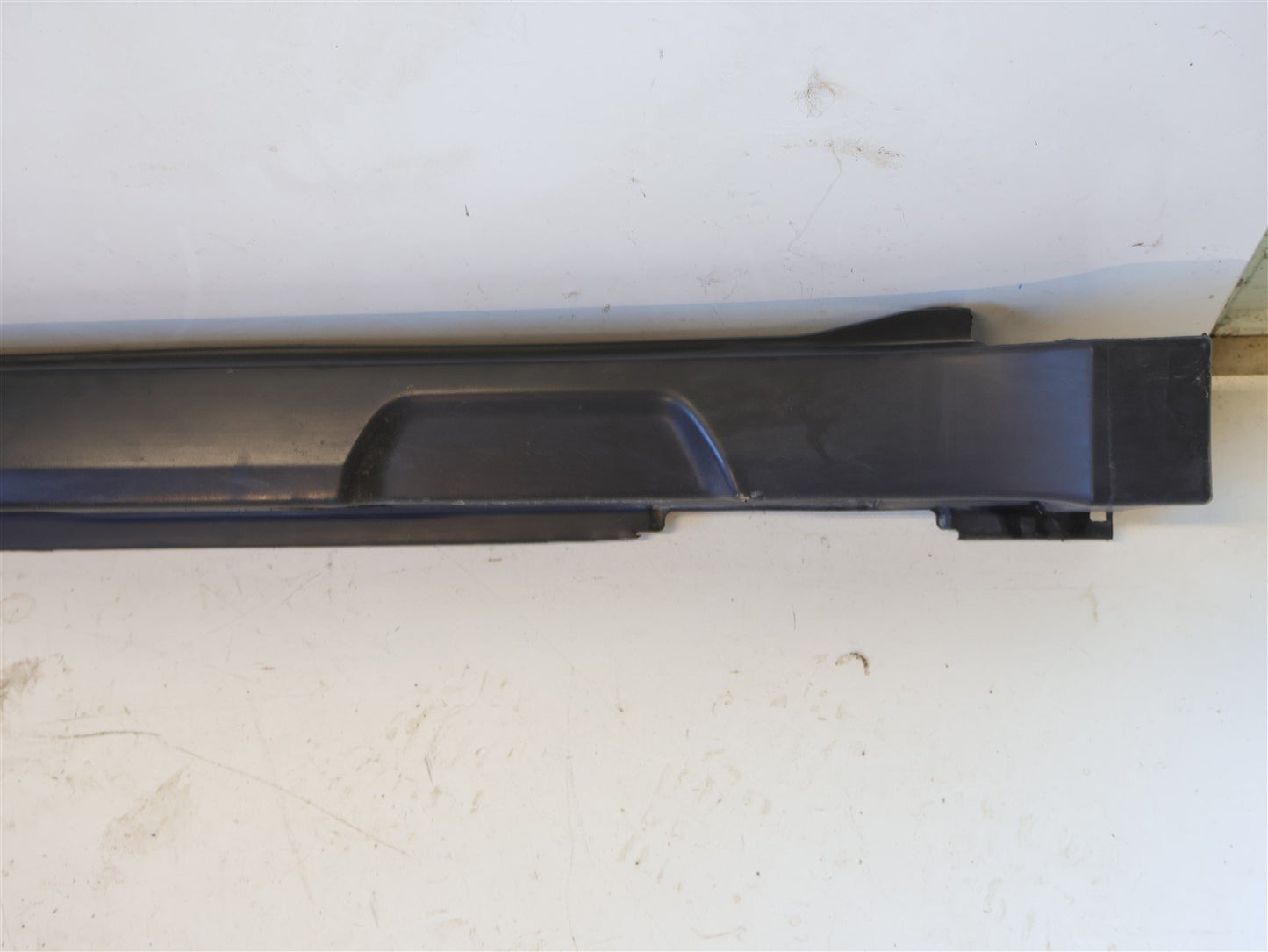 2010-2014 Subaru Outback Passenger Side Skirt Bottom Rocker Trim Panel RH 10-14