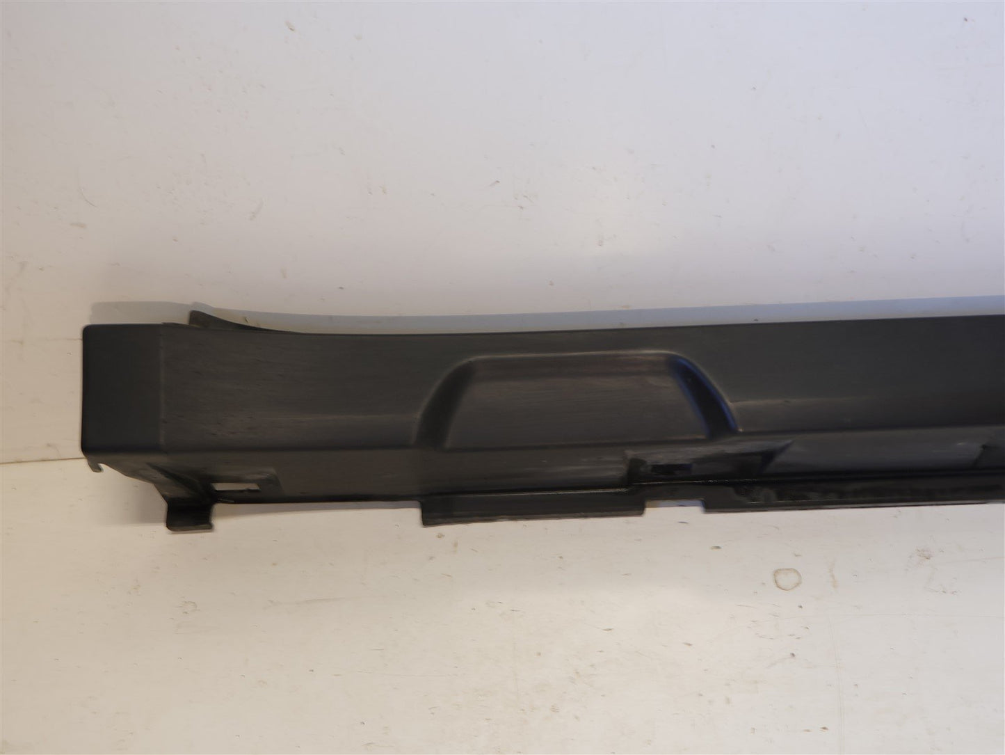 2010-2014 Subaru Outback Passenger Side Skirt Bottom Rocker Trim Panel RH 10-14