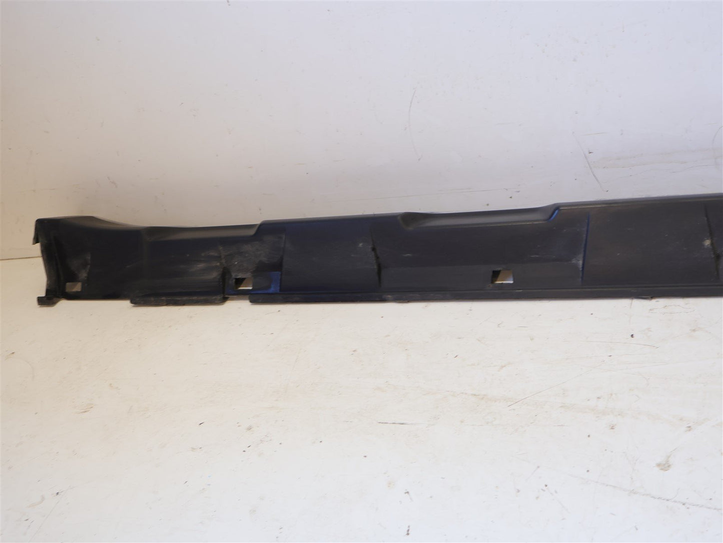 2010-2014 Subaru Outback Passenger Side Skirt Bottom Rocker Trim Panel RH 10-14