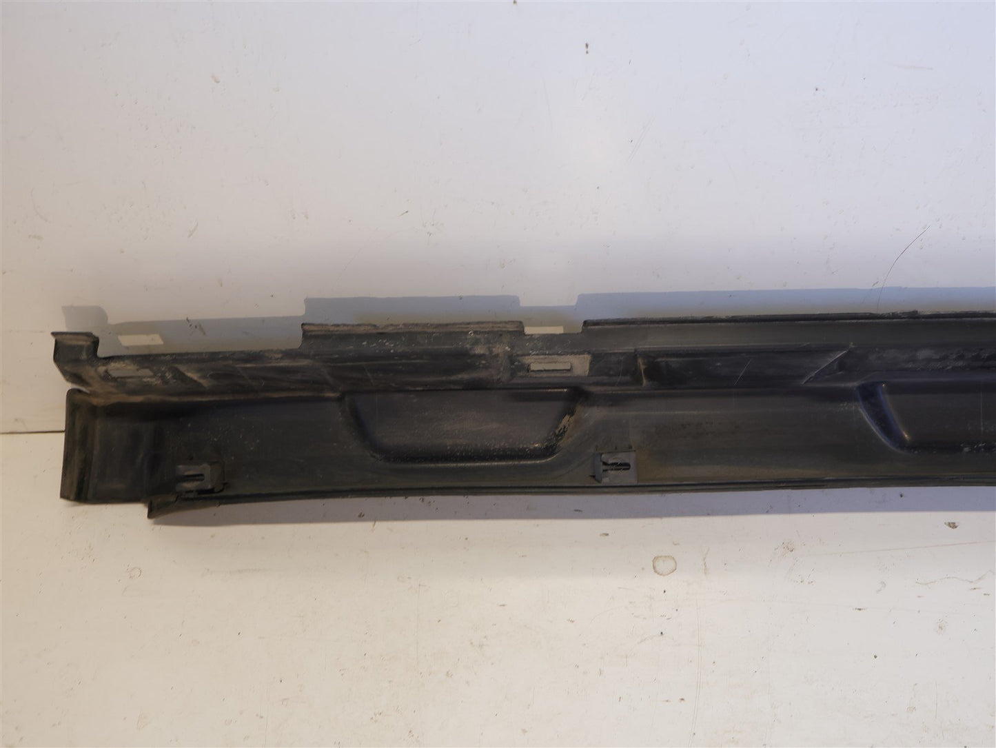 2010-2014 Subaru Outback Passenger Side Skirt Bottom Rocker Trim Panel RH 10-14