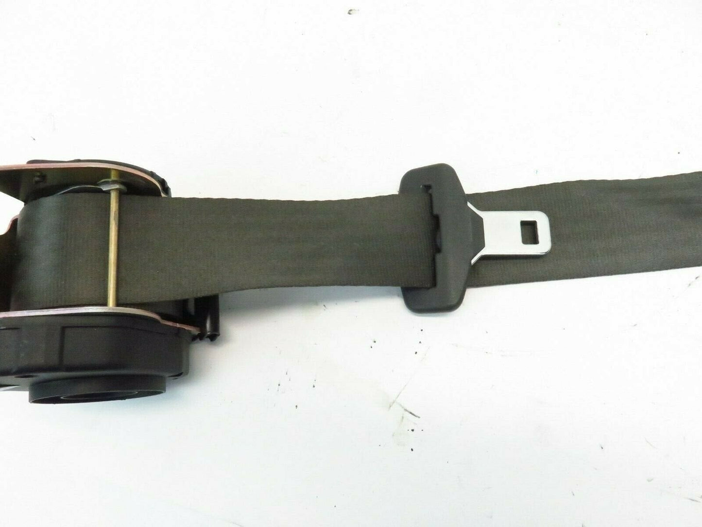 2003-2007 Maserati Quattroporte Center Rear Seat Belt Retractor Black M139 03-07