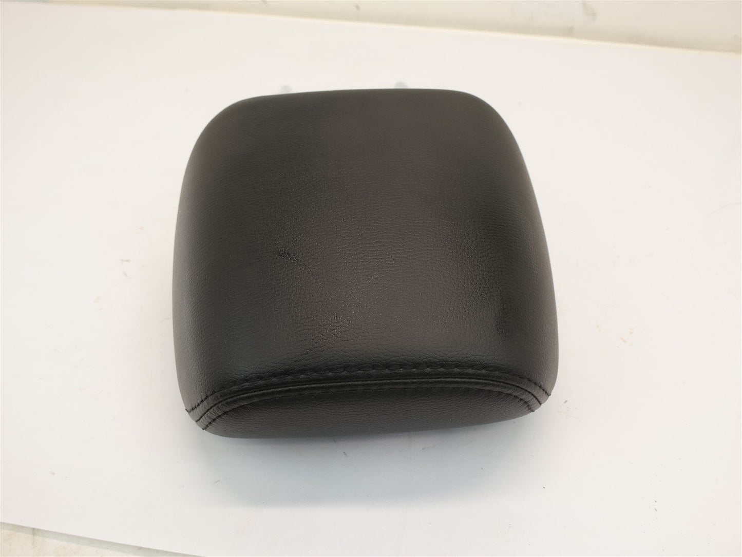 2013-2014 Subaru Outback Front Seat Headrest Driver or Passenger Black Leather