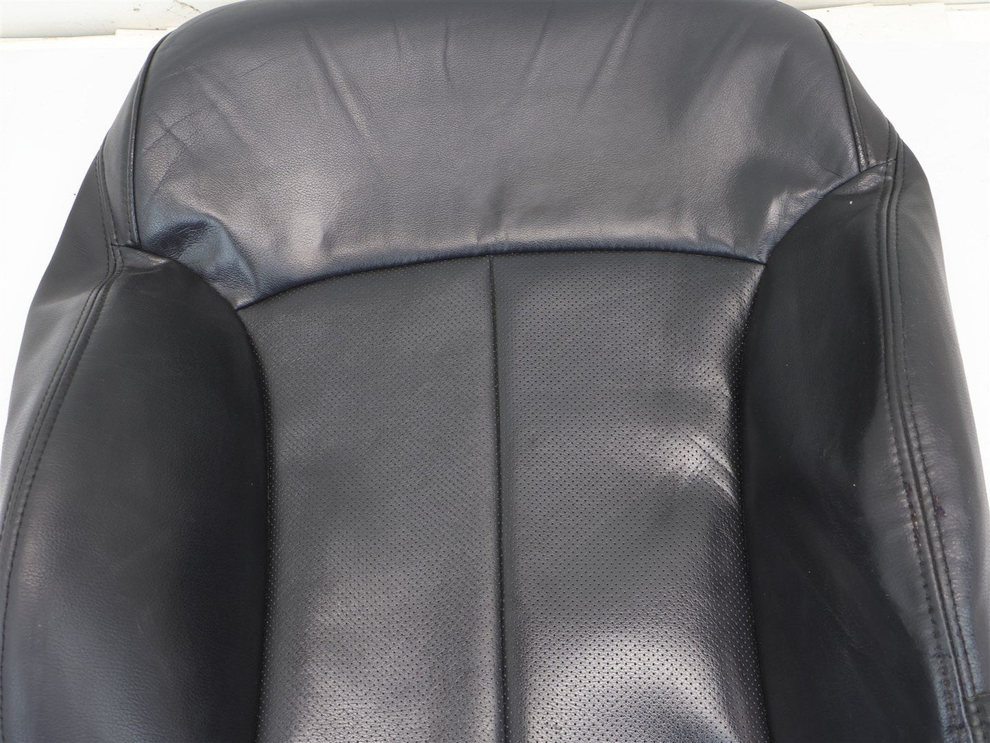 2013 Subaru Outback Driver Front Seat Cover Skin Top UPPER LH Left Leather OEM