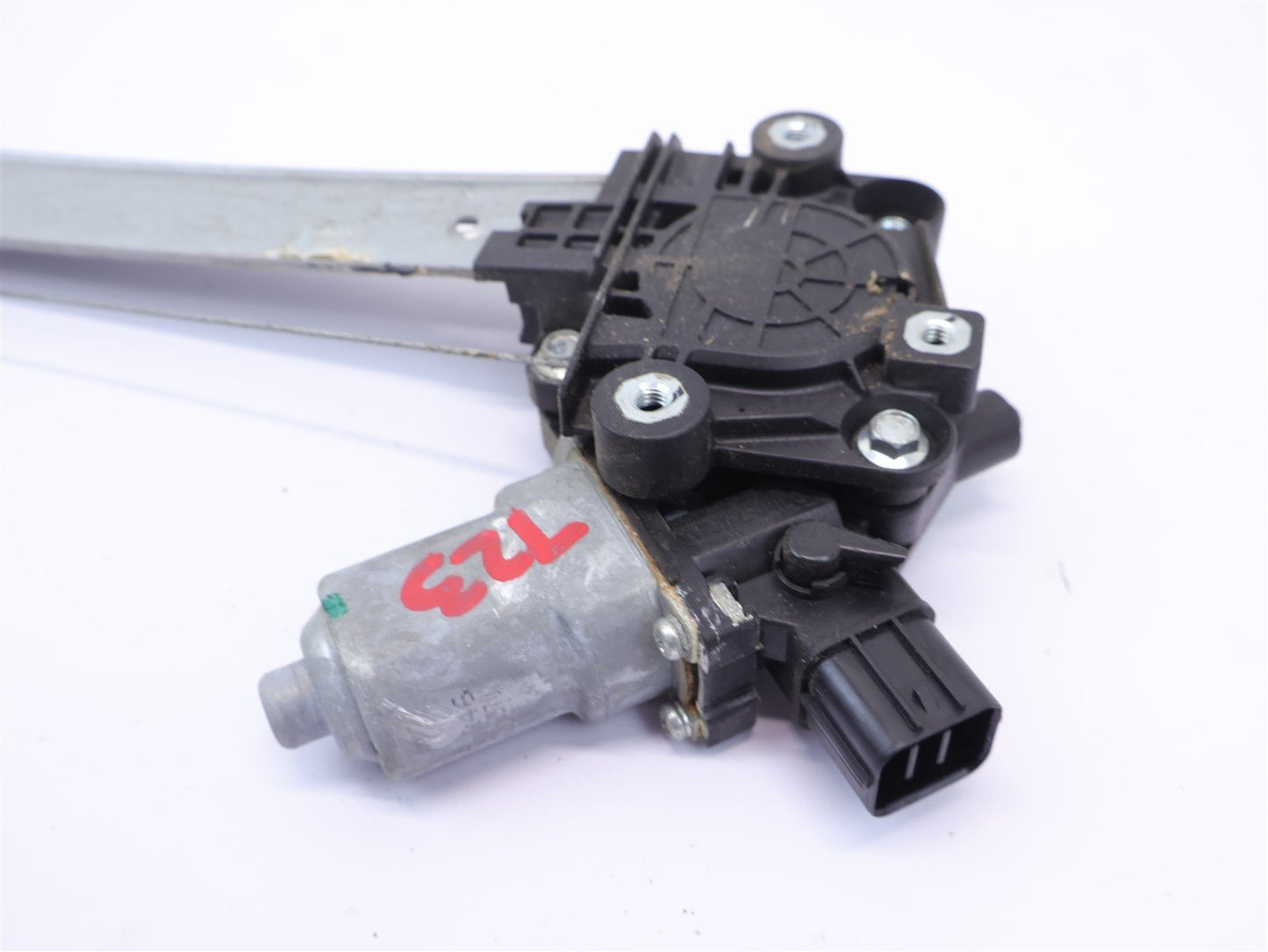 2013-2017 Subaru Crosstrek Passenger Front Window Motor Regulator RH Right OEM