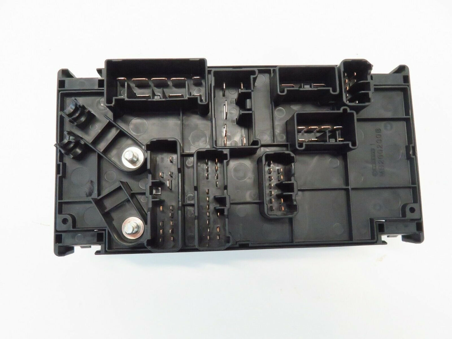 2015-2017 Subaru Crosstrek Engine Fuse Block Box Panel Bay 82241FJ080 15 16 17
