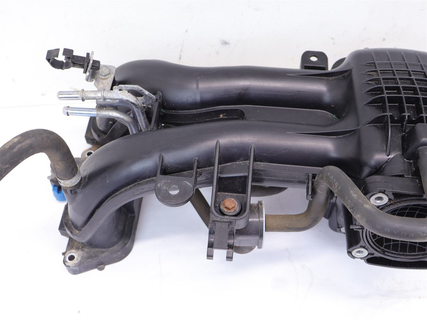 2013-2017 Subaru Crosstrek Intake Manifold Plenum Upper OEM 13-17
