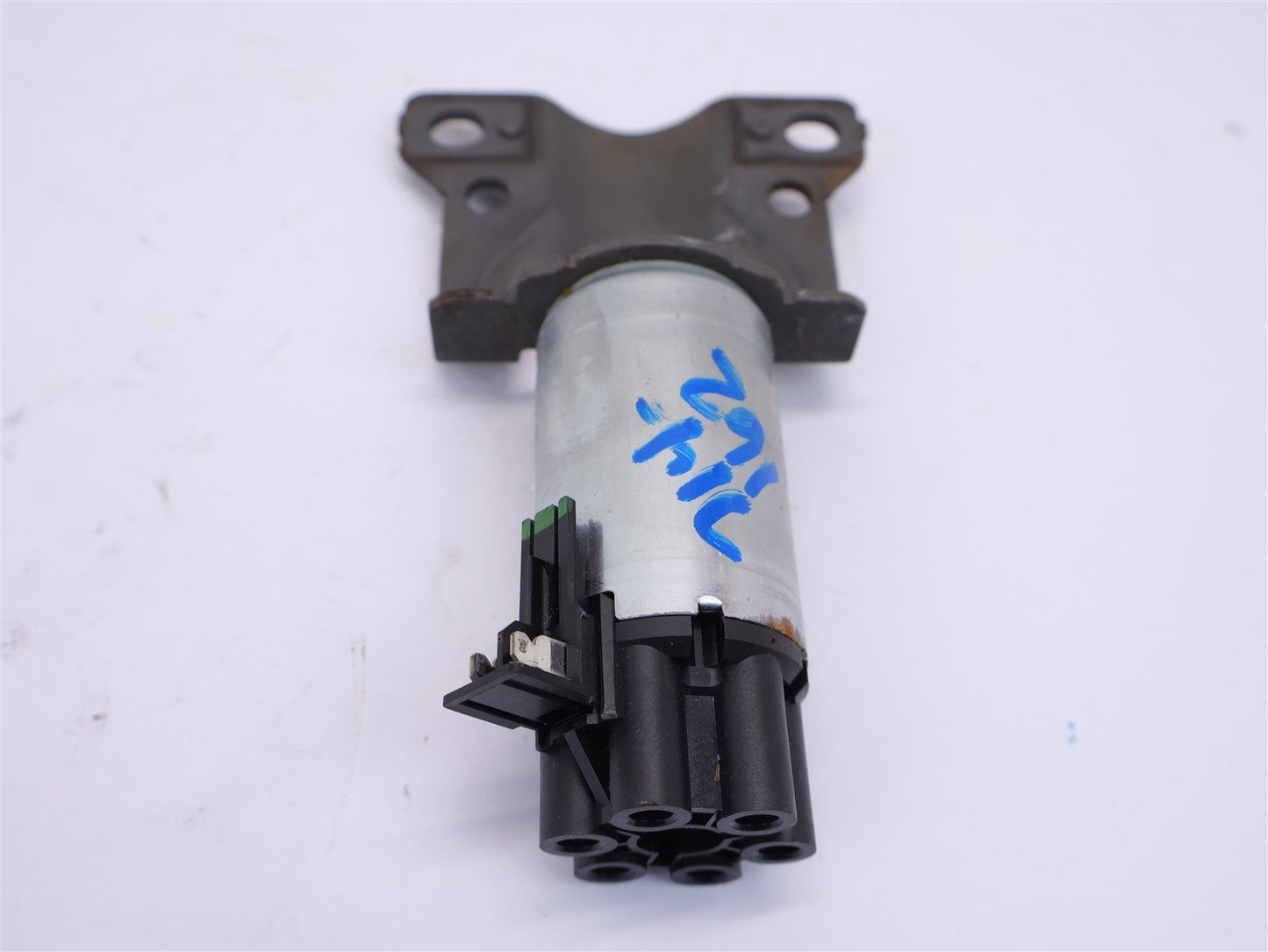 2010-2014 Subaru Legacy Outback Driver Front Seat Motor LH OEM 639293