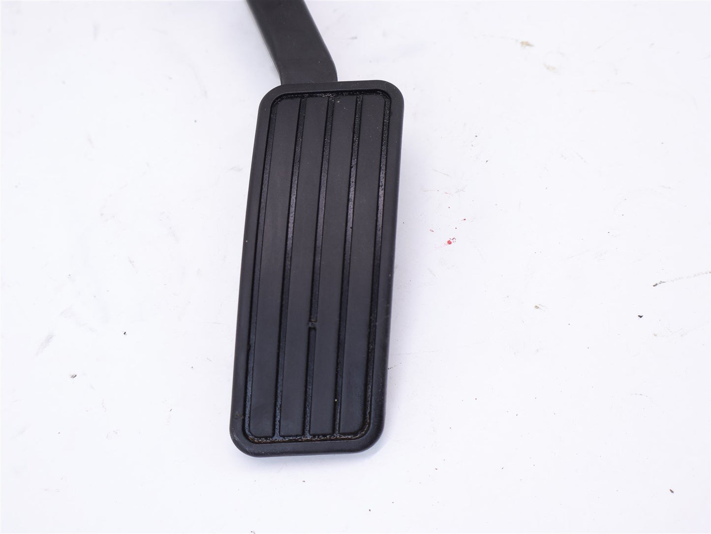 2014-2018 Subaru Forester Gas Pedal 36010FJ050 Fuel Accelerator OEM 14-18