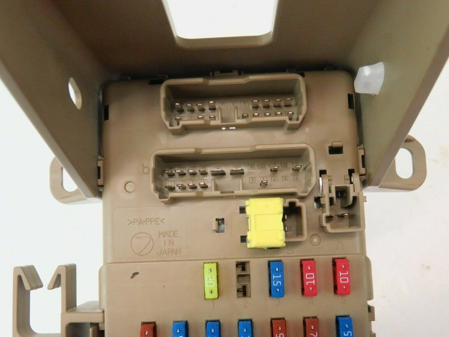 2014-2016 Subaru Forester Dash Fuse Block Box Panel 82201FJ110 Interior 14 15 16