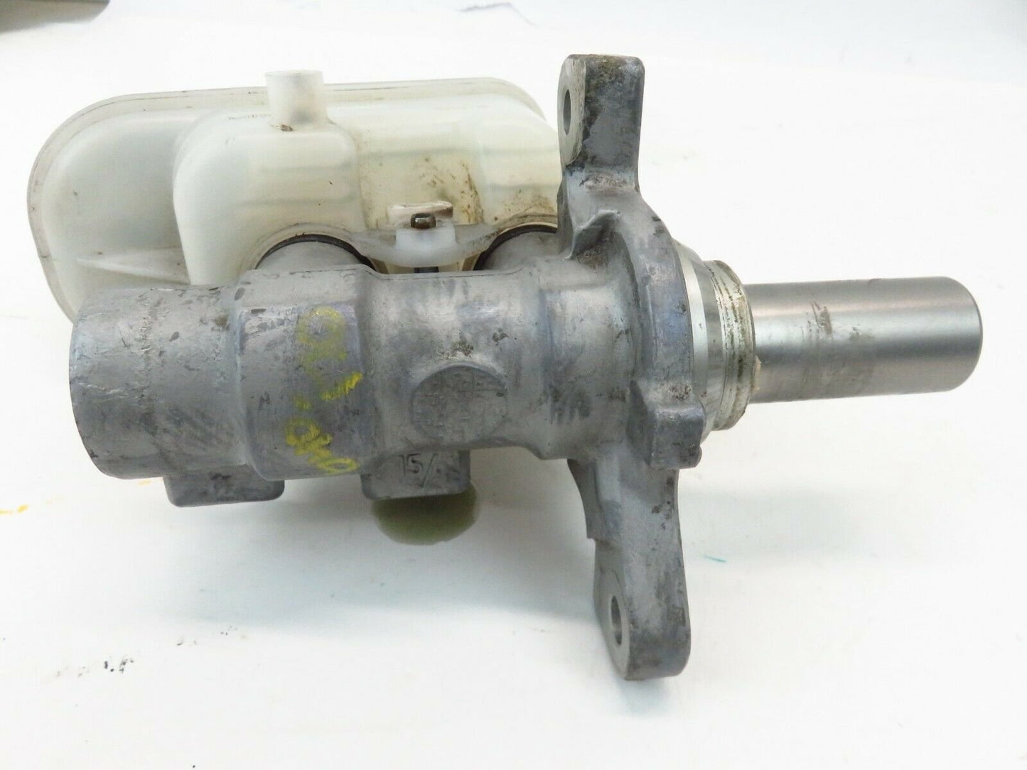 2016-2017 Subaru Forester Brake Master Cylinder Reservoir OEM 16-17