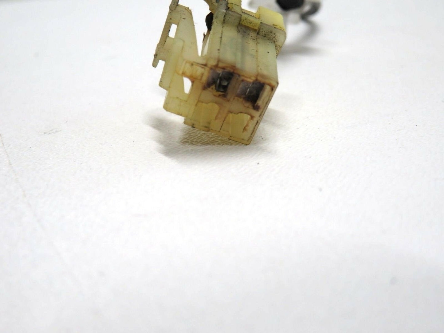 1998-2002 Subaru Forester Rear Door Wiring Harness 81822FC000 Driver LH Left OEM