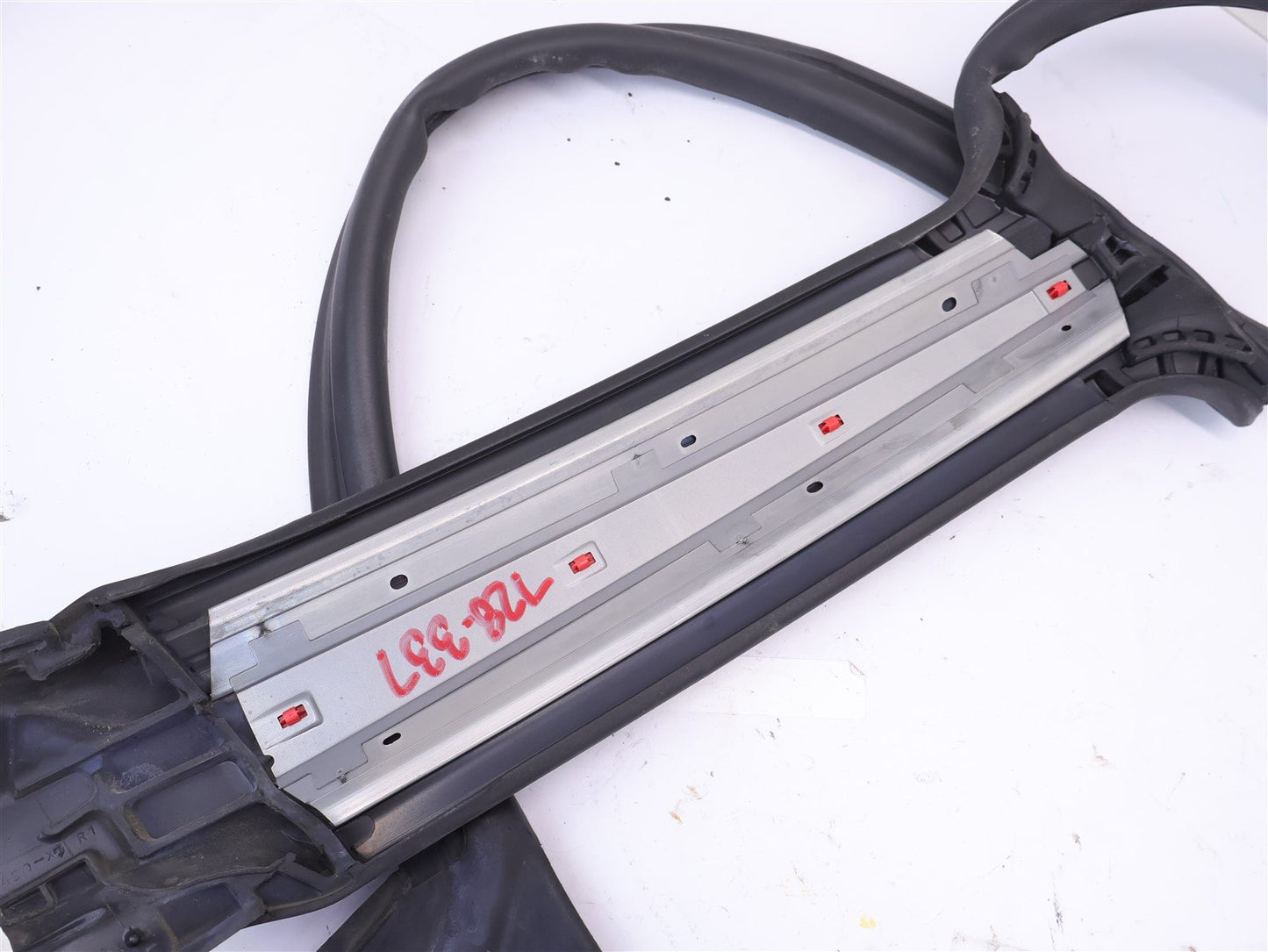 2002-2007 Subaru Impreza WRX Passenger Exterior Pillar Door Trim Seal RH SEDAN