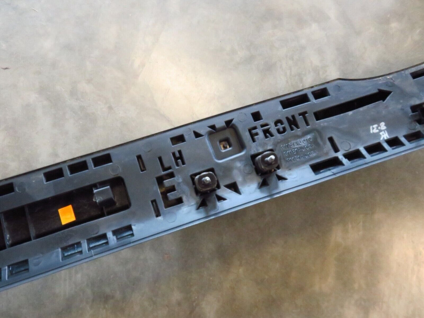 2013-2014 Subaru Outback Driver Roof Rail Rack Luggage LH Left Side OEM 13-14