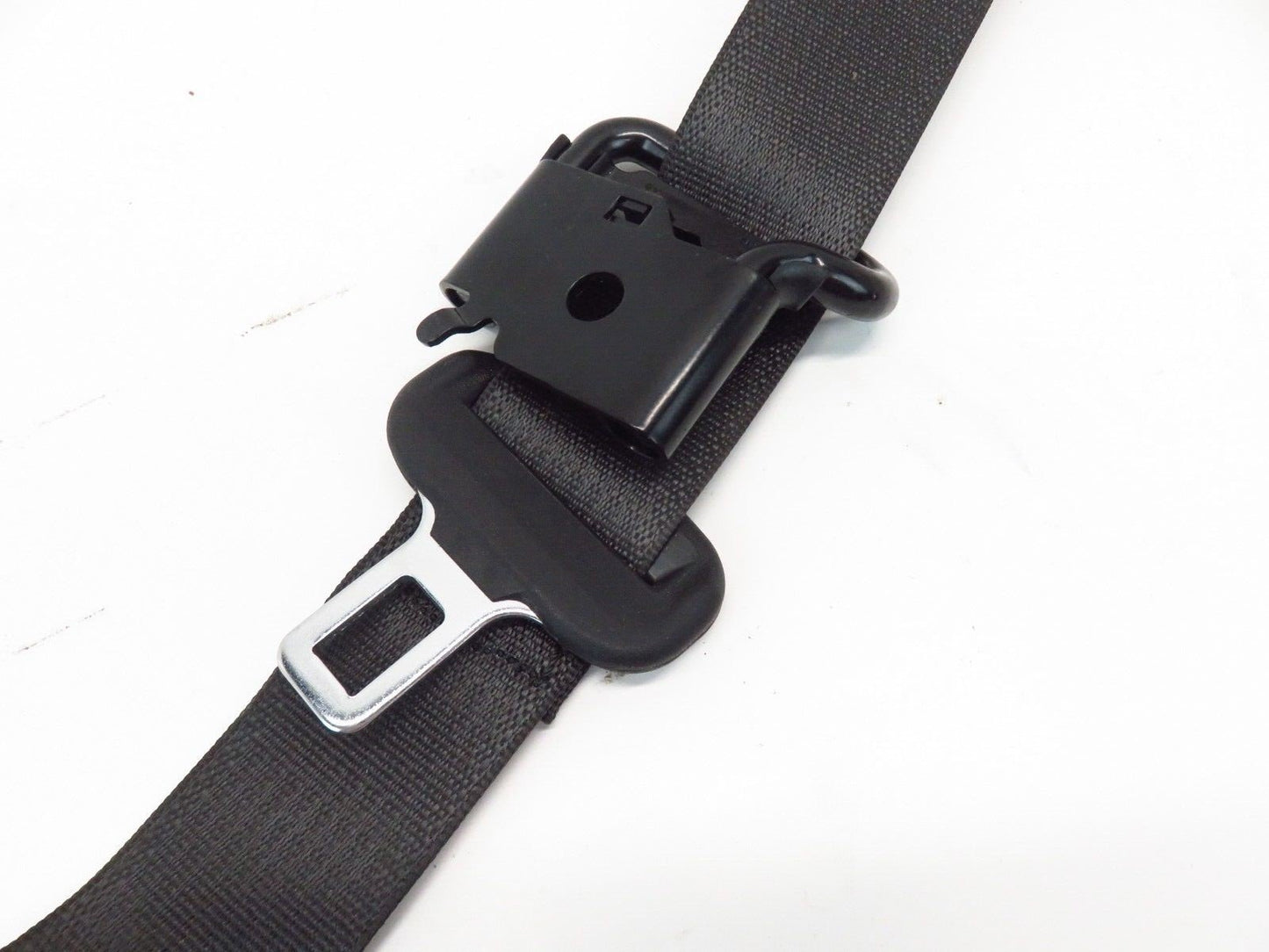 2018-2020 Buick Regal TourX Passenger REAR Seat Belt OEM Right RH 18 19 20