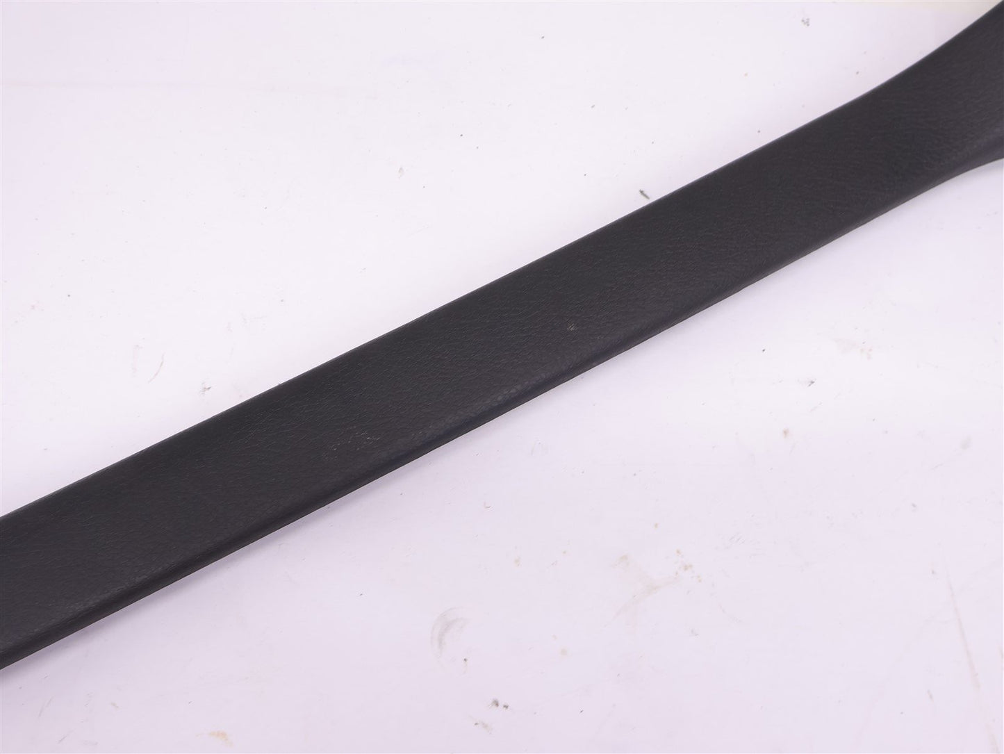 2005-2009 Subaru Legacy GT Driver Front Door Sill Trim Cover Scuff LH Left OEM