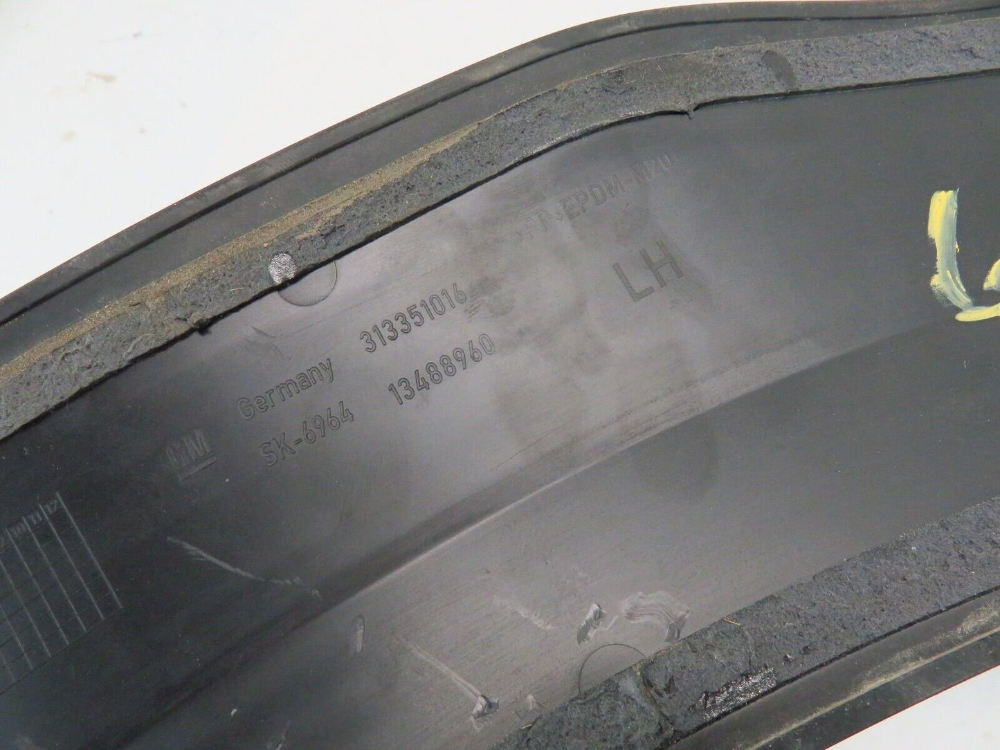 2018-2020 Buick Regal TourX Driver Rear Wheel Arch Trim LH Flare Molding OEM