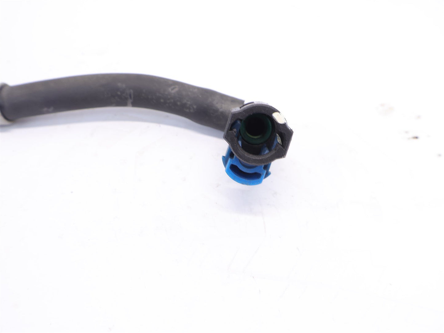 2006-2009 Subaru Legacy Fuel Center Rail Line Pipe 2.5L NA OEM 06-09